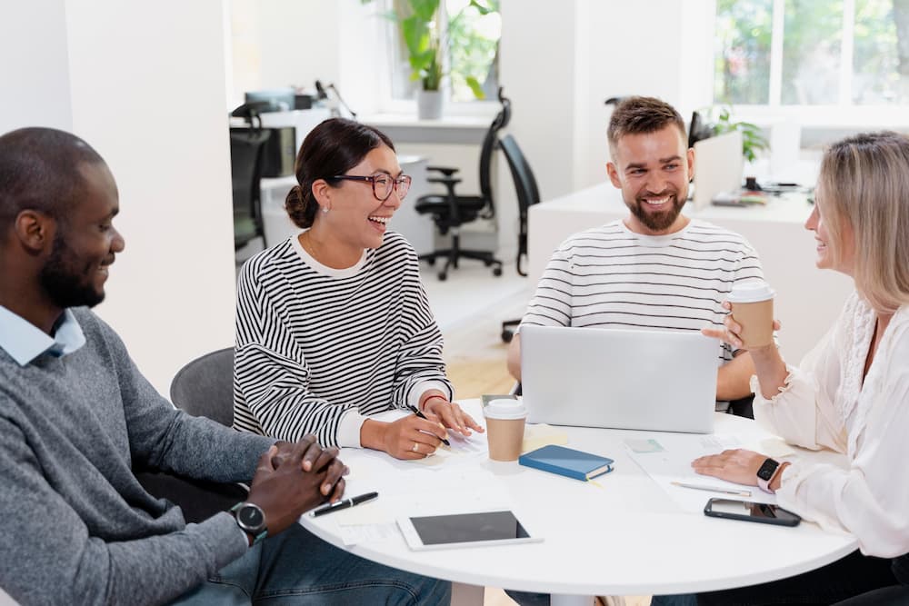 Por que é importante fazer reuniões com os colaboradores da sua empresa?